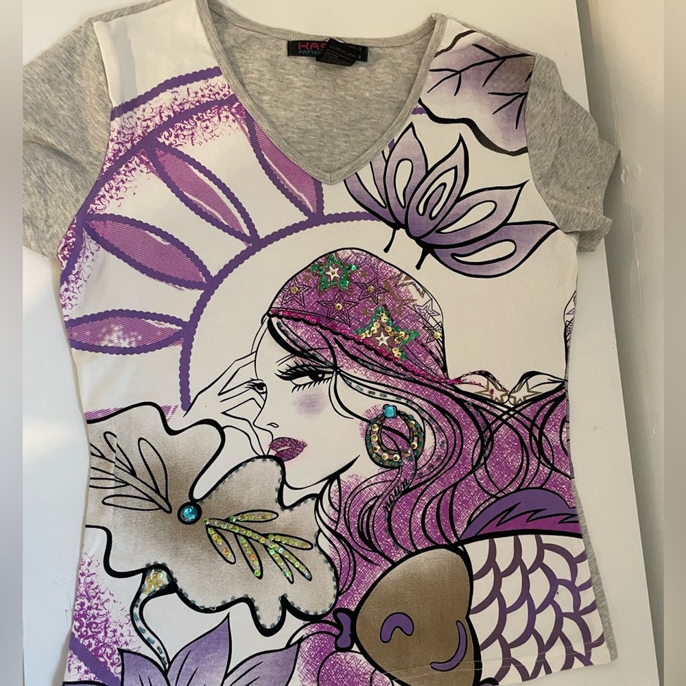 Purple Floral Mermaid Graphic V-Neck Tee